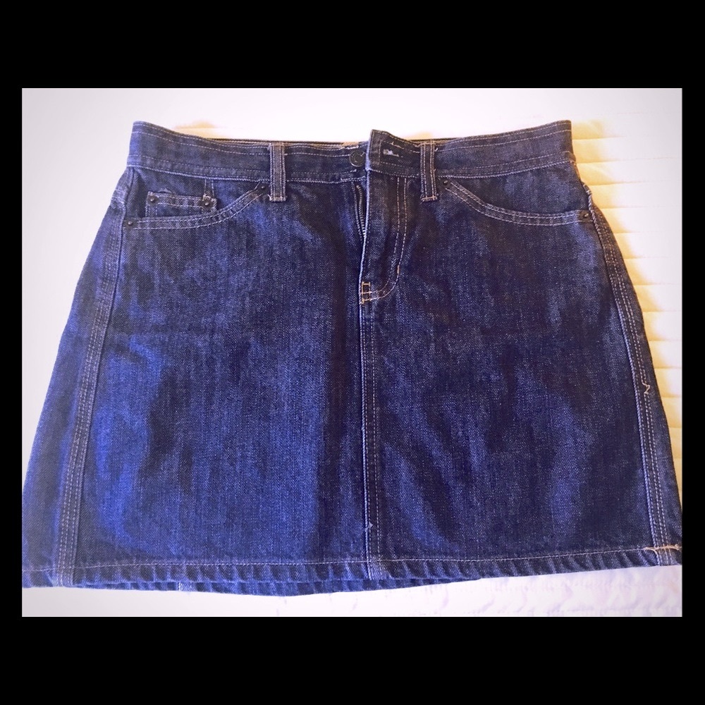 💙vintage Essentials Gap mini jean skirt size 4